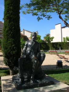Escultura d'Àngel Guimerà a El Vendrell