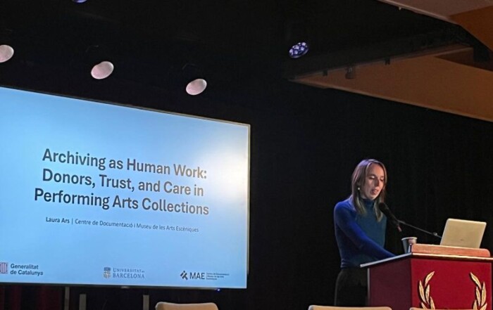 Laura Ars presenta "Archiving as Human Work: Donors, Trust, and Care in Performing Arts Collections" al Simposi SIBMAS 2026.