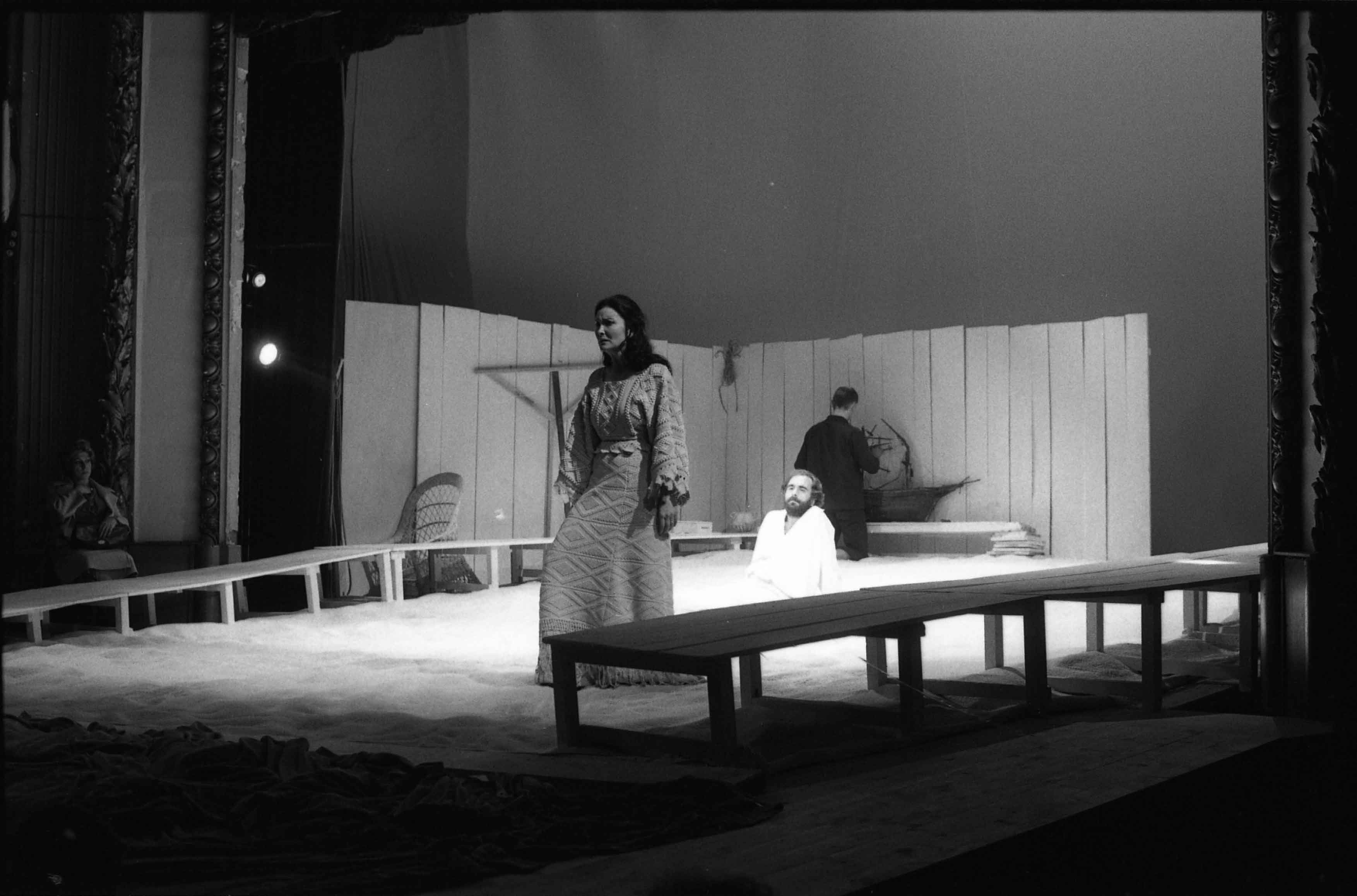 Fotografia. Una altra Fedra, si us plau. Companyia Núria Espert. Teatre Barcelona. 1978