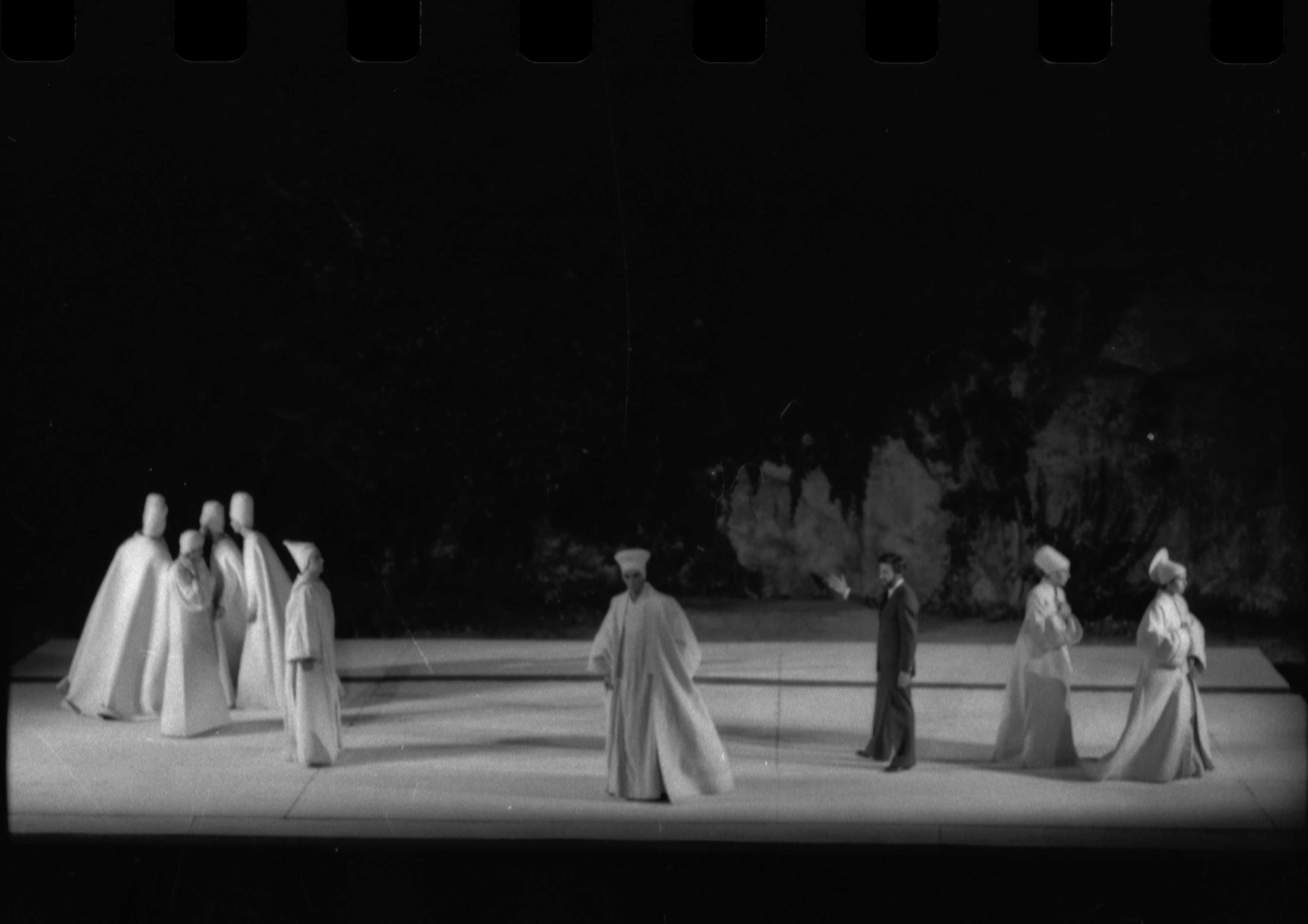 Fotografia. Antígona. Fotografia. Pau Barceló. Antígona. Teatre Grec. 1979Teatre Grec. 1979