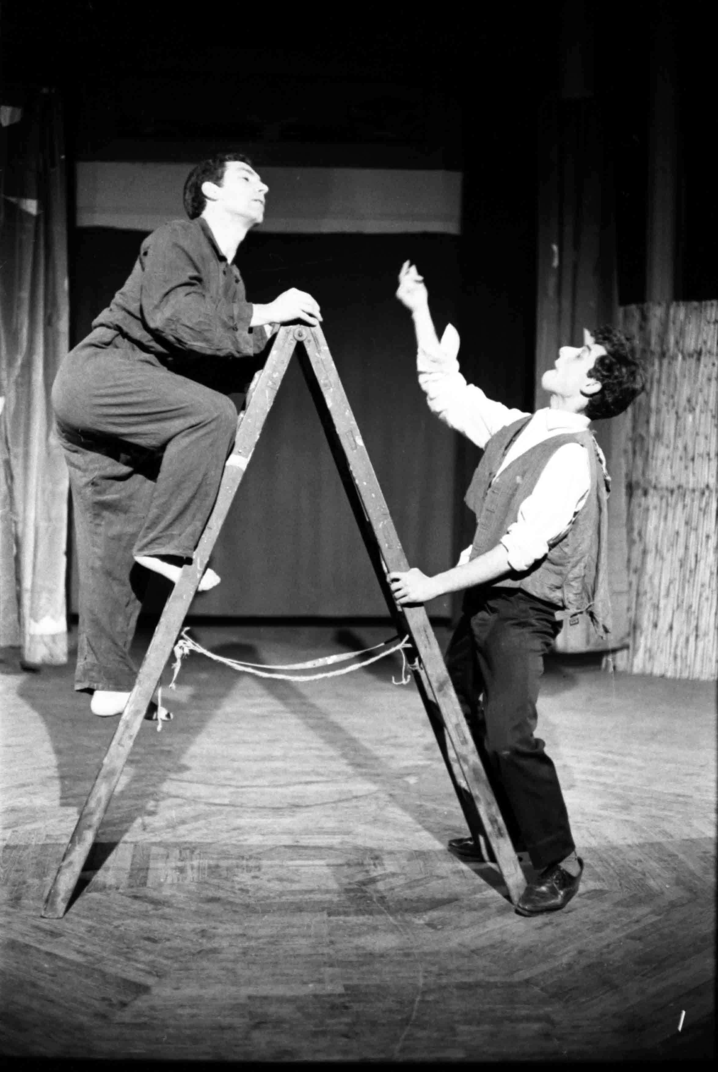 Fotografia. Andreu Basté. Gent de Sinera. Teatre Romea, 25/01/1964