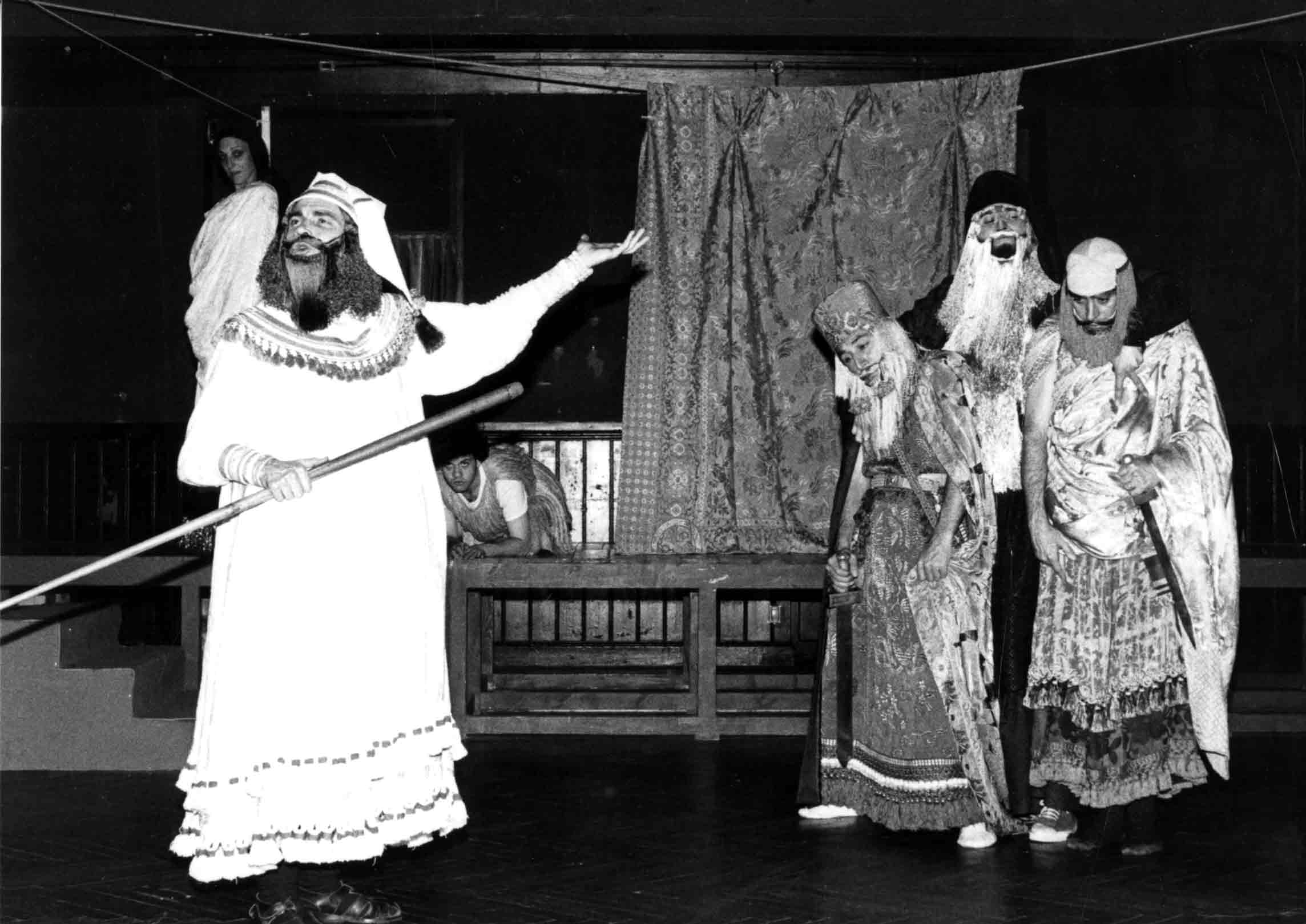 Fotografia. Assaig Primera història d'Esther. Teatre Lliure de Gracia, 1982