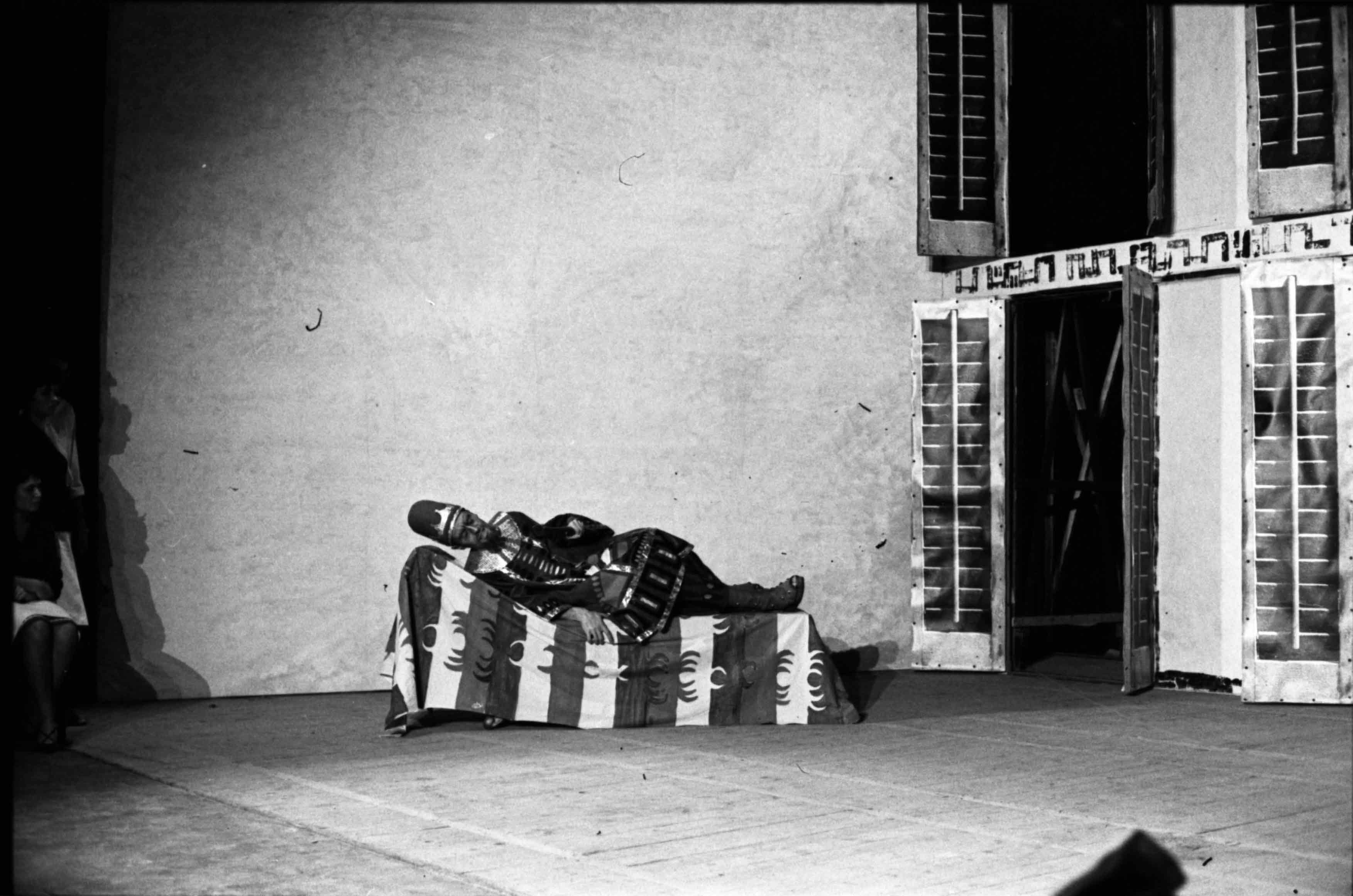 Fotografia. Andreu Basté. Primera història d'Esther. Teatre Romea, 4/10/1962