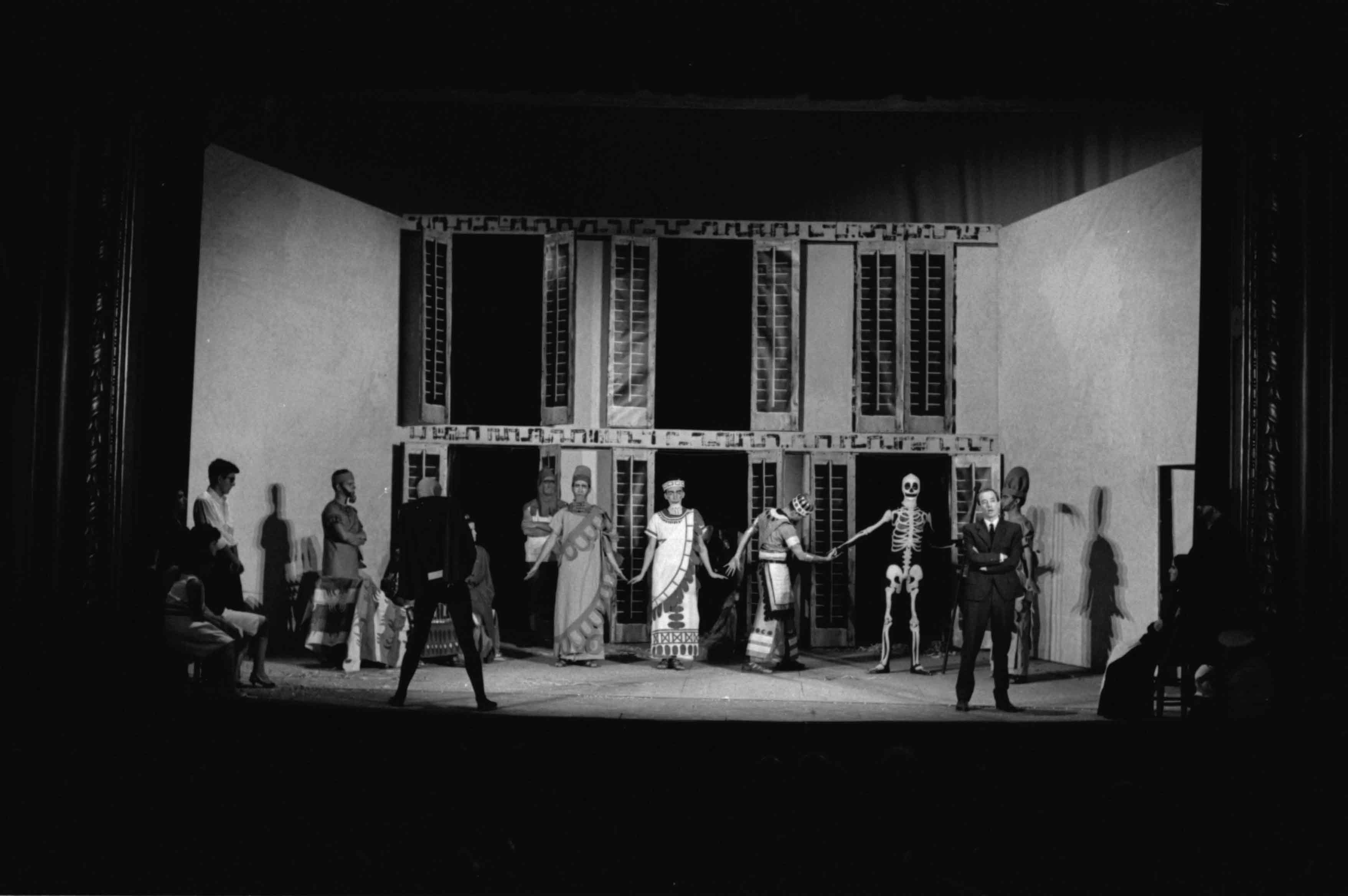 Fotografia. Andreu Basté. Primera història d'Esther. Teatre Romea, 4/10/1962