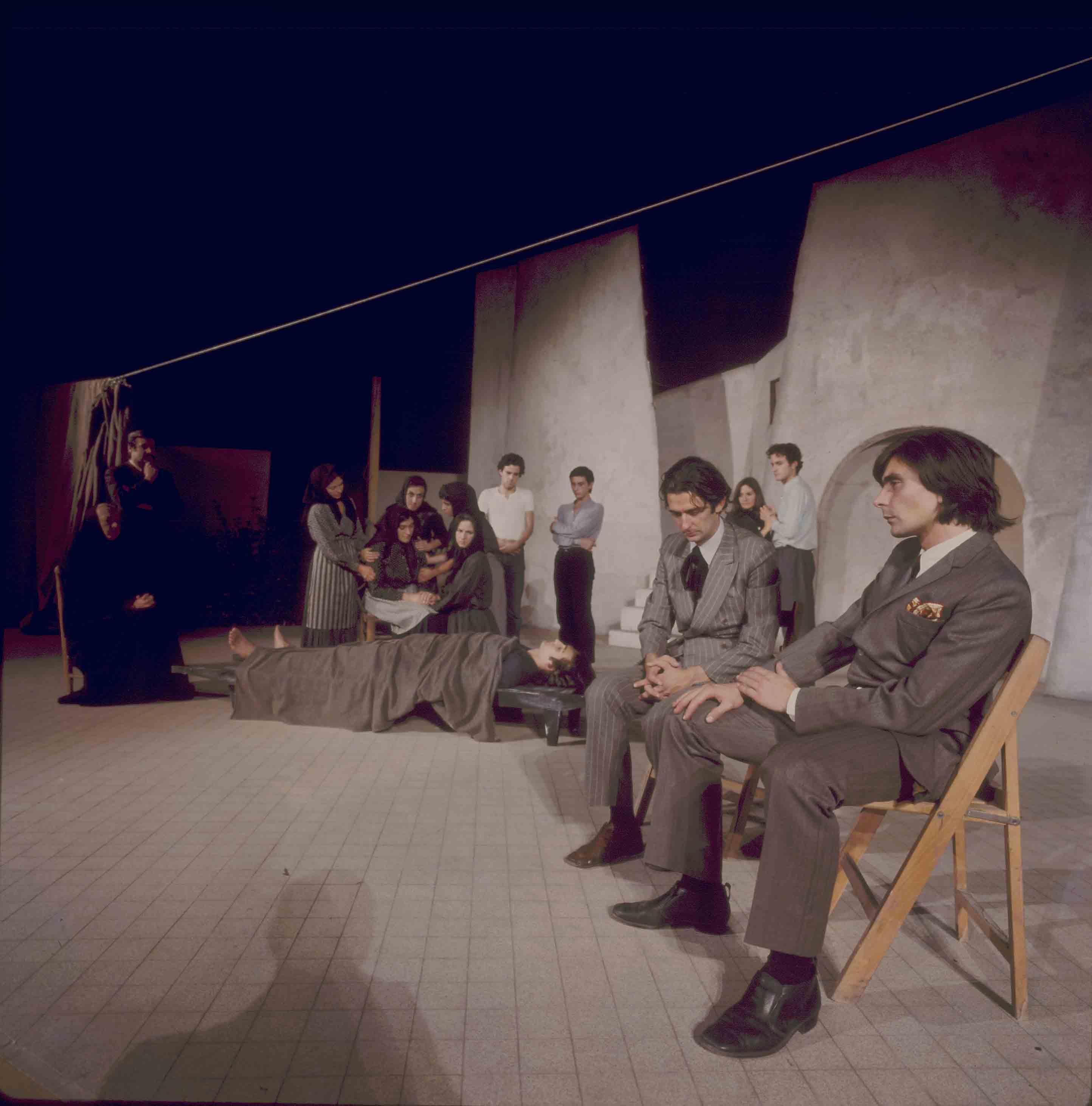 Fotografia. Pau Barceló. Ronda de mort a Sinera. Companyia Adrià Gual. Teatre Romea, 1970