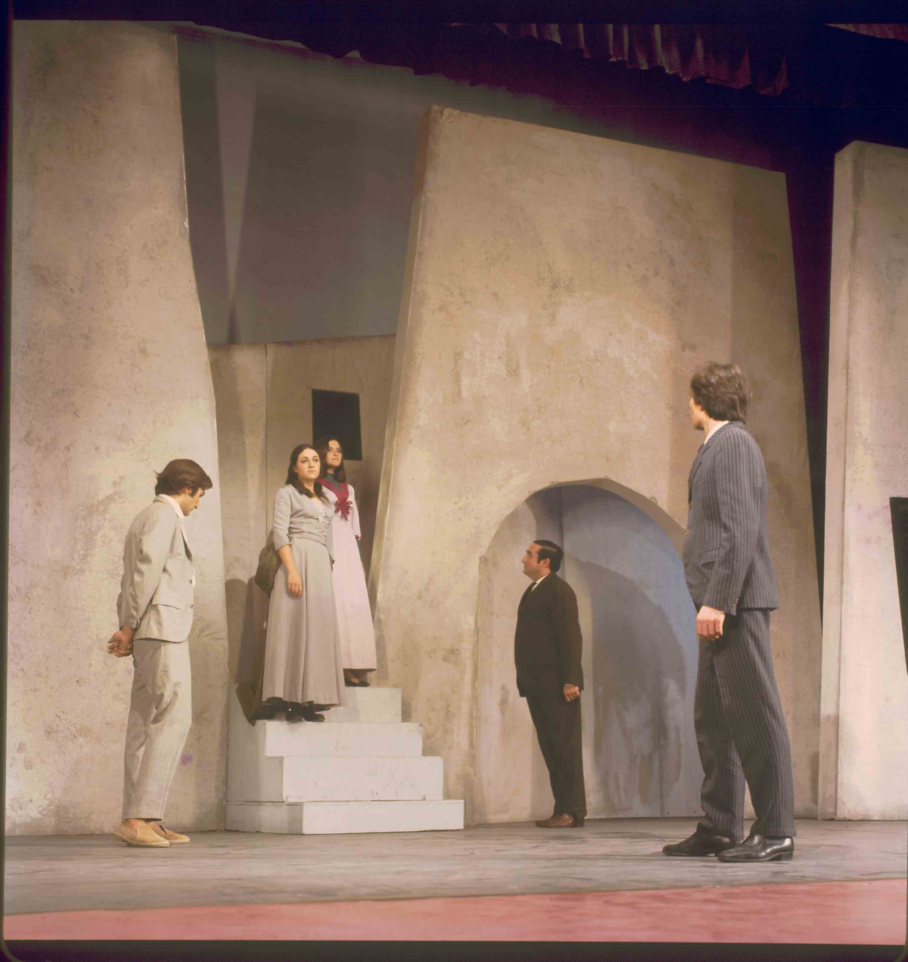 Fotografia. Pau Barceló. Ronda de mort a Sinera. Companyia Adrià Gual. Teatre Romea, 1970