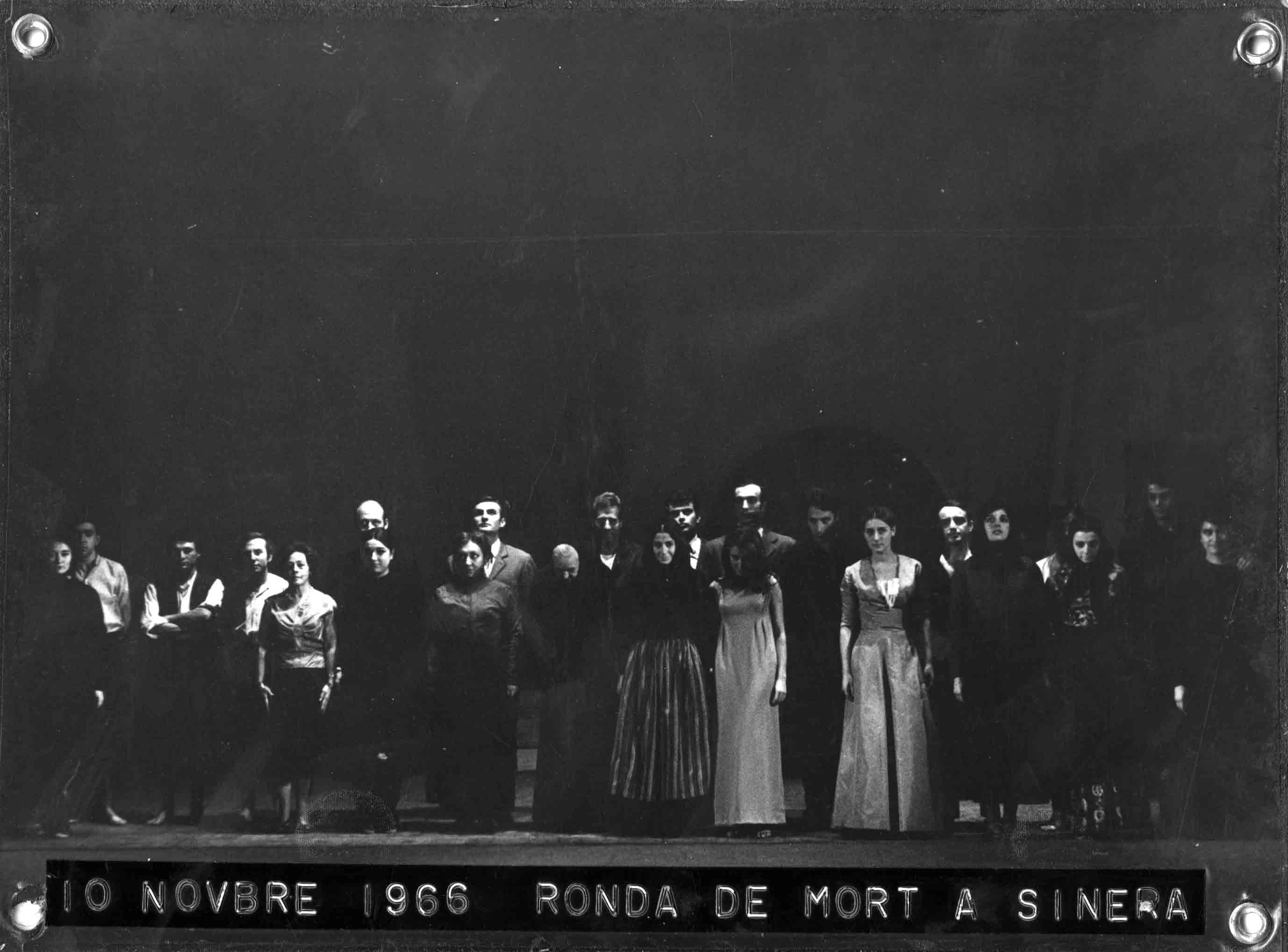 Fotògraf Desconegut. Ronda de mort a Sinera. Teatre Romea, 1966