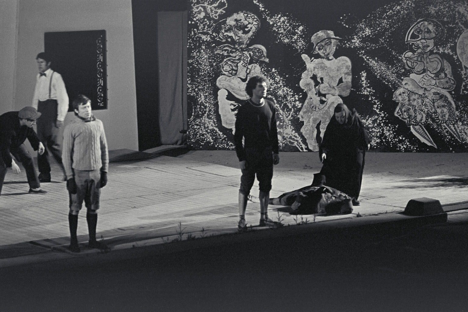 Fotografia. Pau Barceló. Ronda de mort a Sinera. Teatre Grec, 01/07/1975